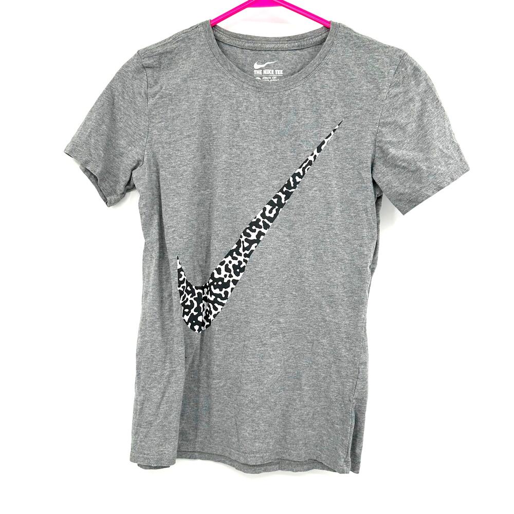 Nike Size Small Gray Short Sleeve Tee T-Shirt Black White Swoosh Graphic Front